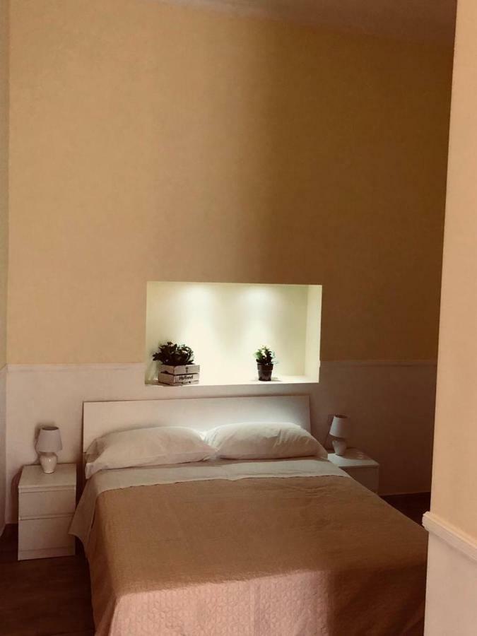 Angelica Bed and Breakfast Napels Buitenkant foto