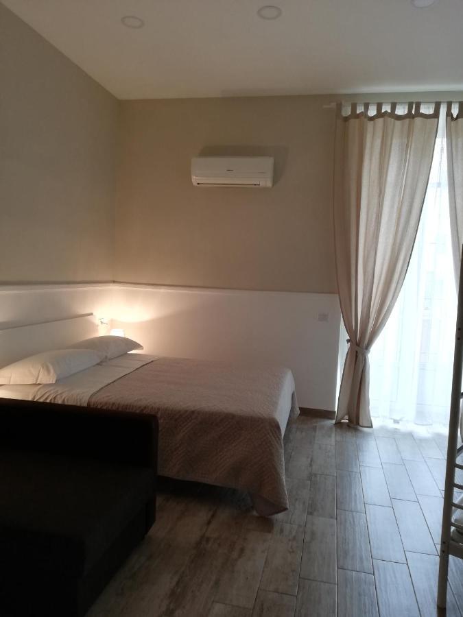 Angelica Bed and Breakfast Napels Buitenkant foto